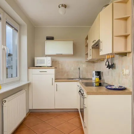 With Balcony Okopowa By Renters * 코워브제크