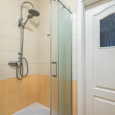 With Balcony Okopowa By Renters Apartment
