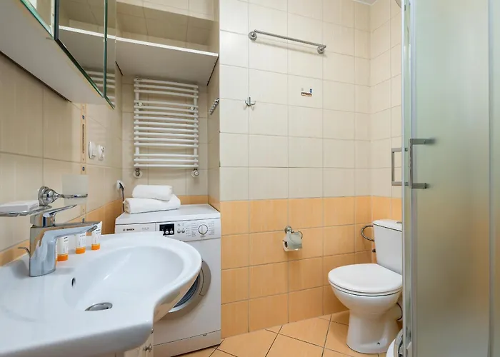 With Balcony Okopowa By Renters Appartement